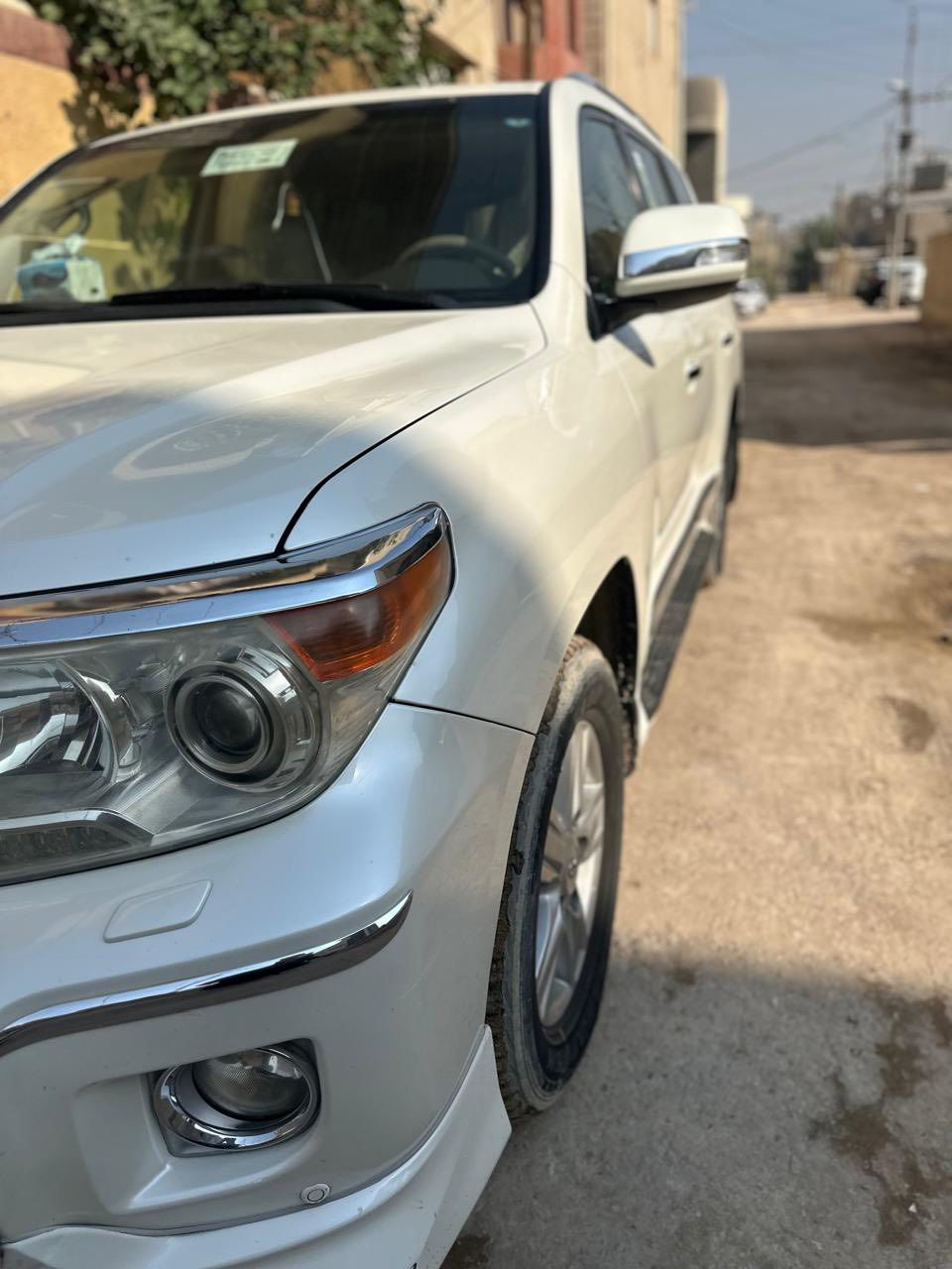 لاند كروز 2012 بريم فول مواصفات خليجي كفاله مكينه 6 سلندر كير مكينه كفاله سياره جاهزه من كل النواحي رقم شمالي ب اسمي سنويه 2030 السعر:365 وبيه مجال للشراي مكاني البصرة الاستفسار: ***********
