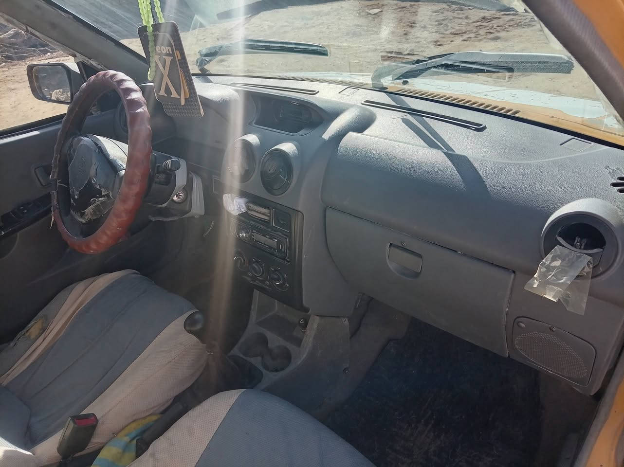 سياره للبيع موديل 2012 سنويه لل ٢٧ امداورثاني يوم كير محرك تخم تاير خير من الله سياره بسامينه سعر ٢٠ وبيه مجال بسيط ***********
