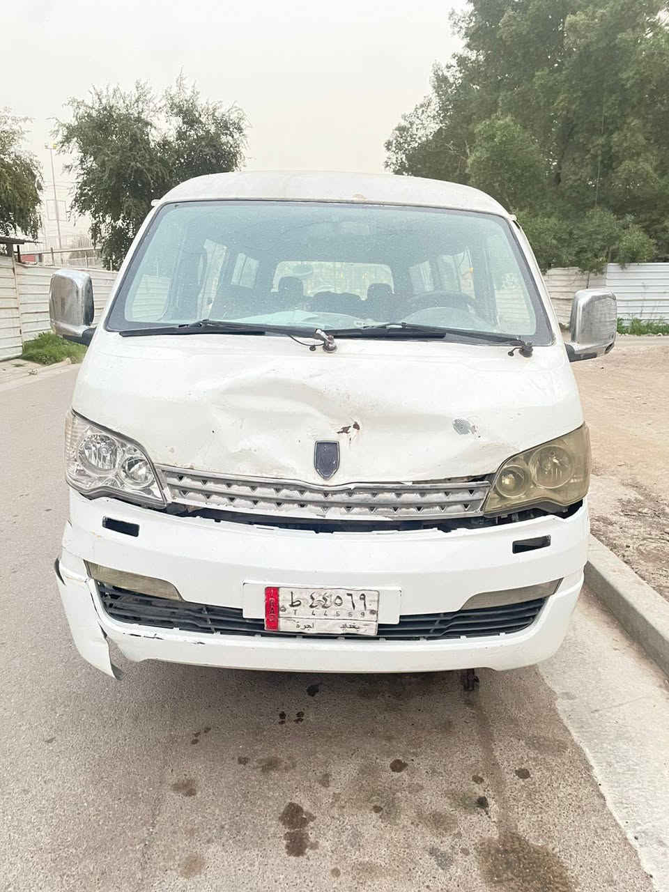 للبيع جنبي اج وان موديل 14 السياره حره عليها غرامات ابيع وكاله فقط مكينه كير اكسل مكفولات 32$وبيها مجال مكاني بغداد البياع ***********
