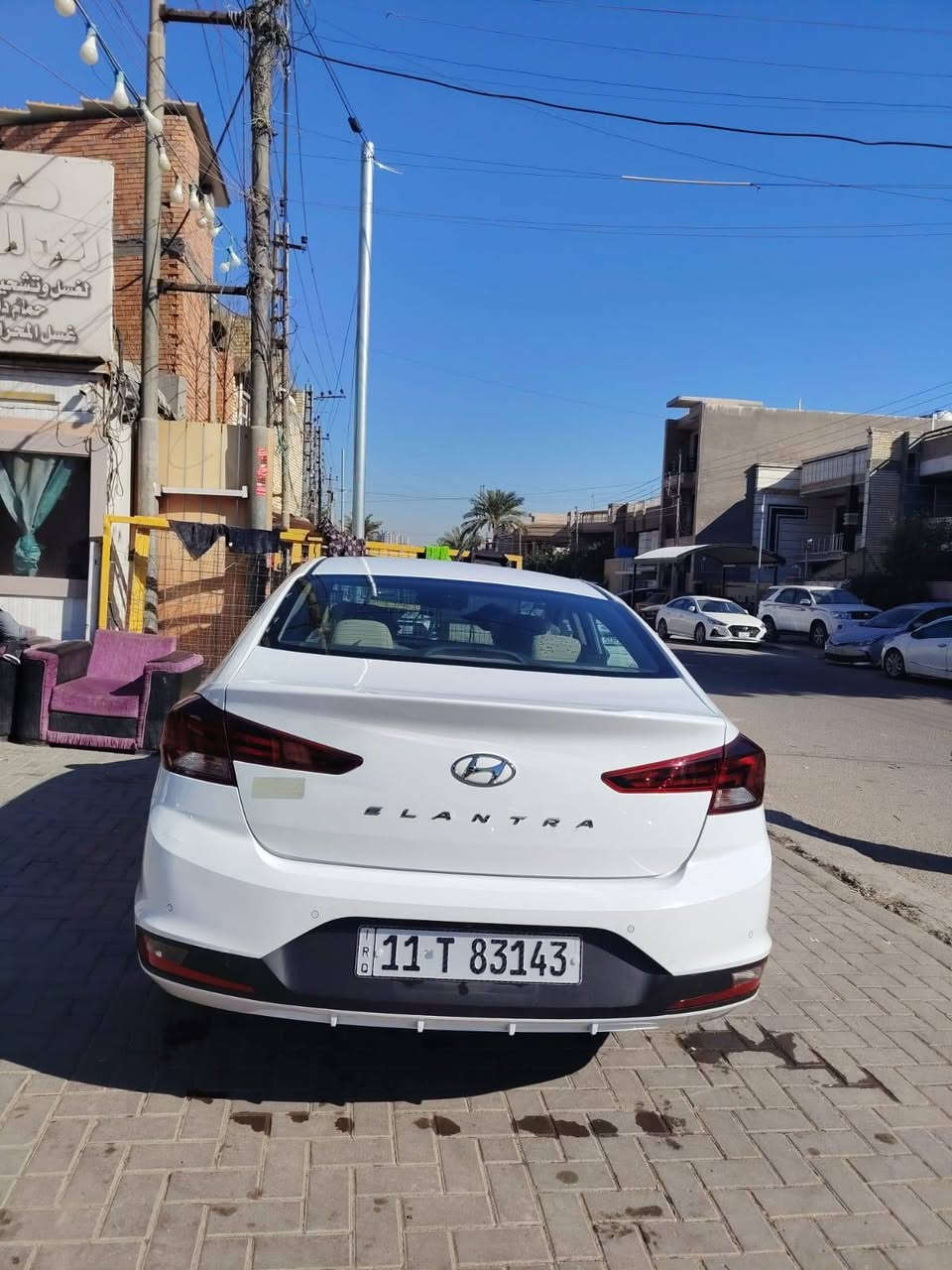 السلام عليكم.  النترة 2020. خليجي فول عدة البصمه . ماشية 82.  السيارة بيه حالوب قليل مينشاف فقط بل السونار. او بيهه  بارد اقل الشبر  السيارة جديده كلش اونضيفه  مامتعوبه   رقم جديد هزه جديده سنوية جديده. 
مكان حي الجهاد بغداد  السعر المطلوب 165     الرقم ***********
