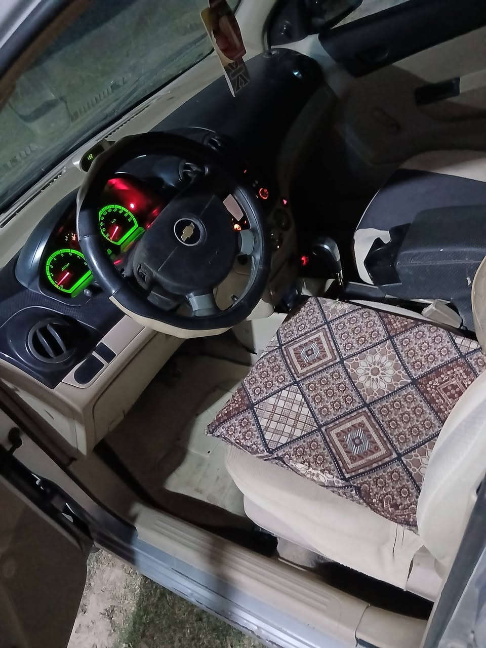 السلام عليكم افيو موديل 2009 محرك مسكر سنويه ل 2028 ب اسمي مشروع وطني رقم بغداد تحويل ثاني يوم  سياره بيها قطعتين صبغ فقط بدون دواخل سياره كير محرك خير من الله  السياره اوتماتيك الداخل لونين اسود وعسلي  بيها تخم تاير جديد تبريد ثلج سياره جاهزه مجهزه علئ اخر  حبايه السعر 65وبيها مجال للشراي العنوان واسط

***********
***********
