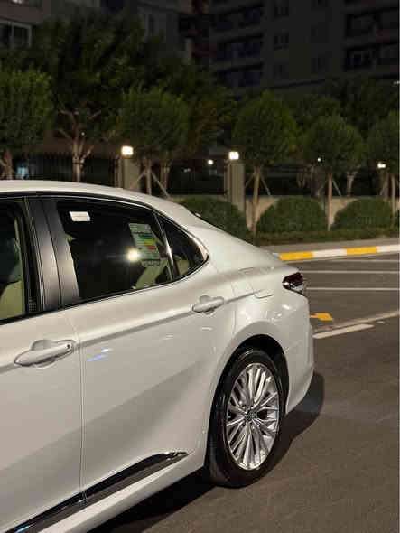 Camry GLE Hybrid 2023 cihan
کامری هایبرید 2023 دەرەجە یەک سفری جیهان
فوول فوول مواسەفاتە ٢ کوشن کارەبا و جلد ، شاشە
گەورە ،سماعە JBL ، پەردە ، وایەرلێس چارج ، پشت و پێش حاسە شەغال و زۆری تر…
بێ بۆیاخ و سارد و شوخت لۆک لۆکە هیچ شتێکی
نییە
زەمانی ٦ساڵی شەریکەی ماوە 
مشتەری نامە بنێرە لە خزمەتام
٨٠،٠٠٠کم ڕۆشتوە
سعر ٢٧٥
***********
کامري هایبرید 2023 درجة 1 شریکة جیهان
فوول مواصفات کشنات جلد و کهربا ،شاشة کبیر،  سماعات JBL، بردة خلفي، وایرلیس جارج، حساسات خلفي و امامي، شغال..
سیارة مکفولة دعامیة لدعامیة مابي اي شيء
بیها ضمان ٦ سنوات بعد
٨٠،٠٠٠کم ماشي السليمانية
