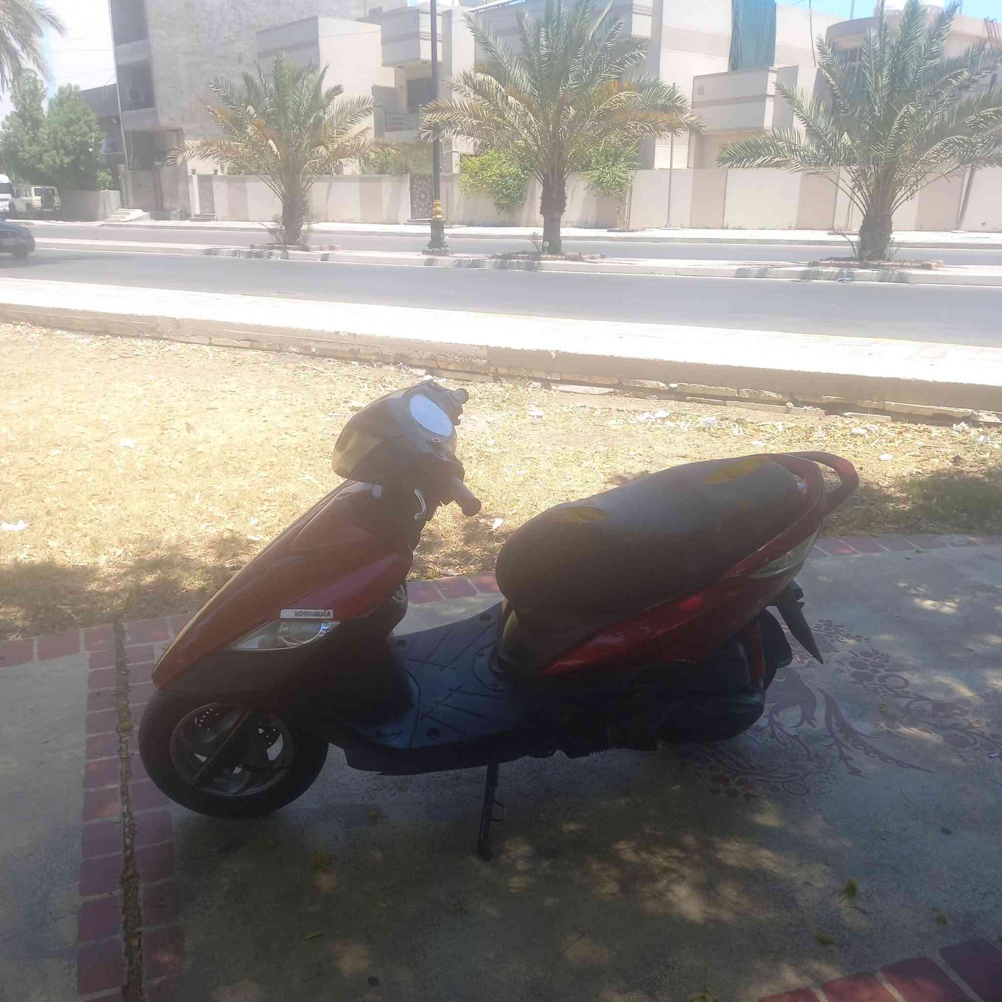 سلام عليكم دراجه ثعلب للبيع مكفوله من ناحيه كهرباء ومحرك قف ستيرن قفل جنطه نكره سلف وخير من الله محركه للإستفسار الاتصال على الرقم  وخط ***********واتساب مكاني دور نواب ضباط قرب مركز شرطه الحريه
