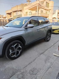 توسان هايبرد امريكي موديل 23 فول موصفات حادثهه فقط بارد ب صفحه بدون تص...