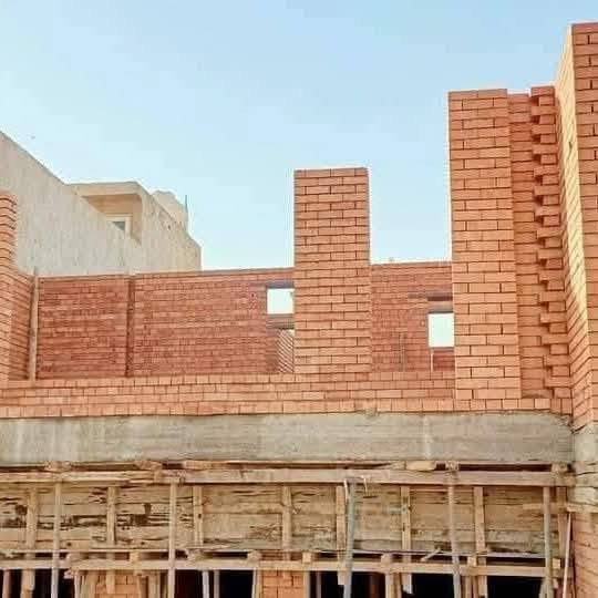 كادربناء طابوك وابياض متفرغين نشتغل بغدادفلوجة الاتصال ع ***********

