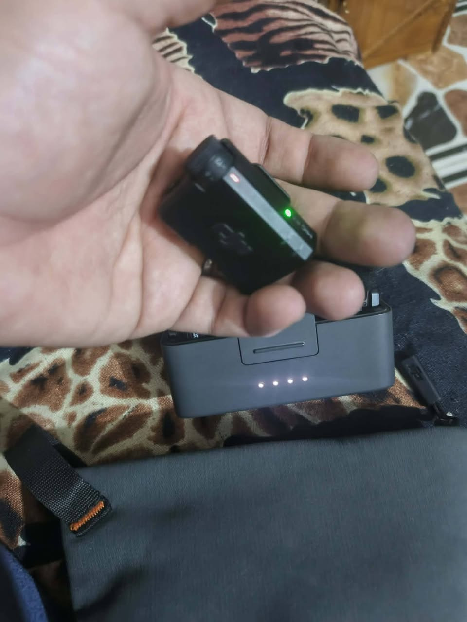 مستخدم جديد شوفه عينك دي جي اي مني للبيع *********** مكاني بغداد
