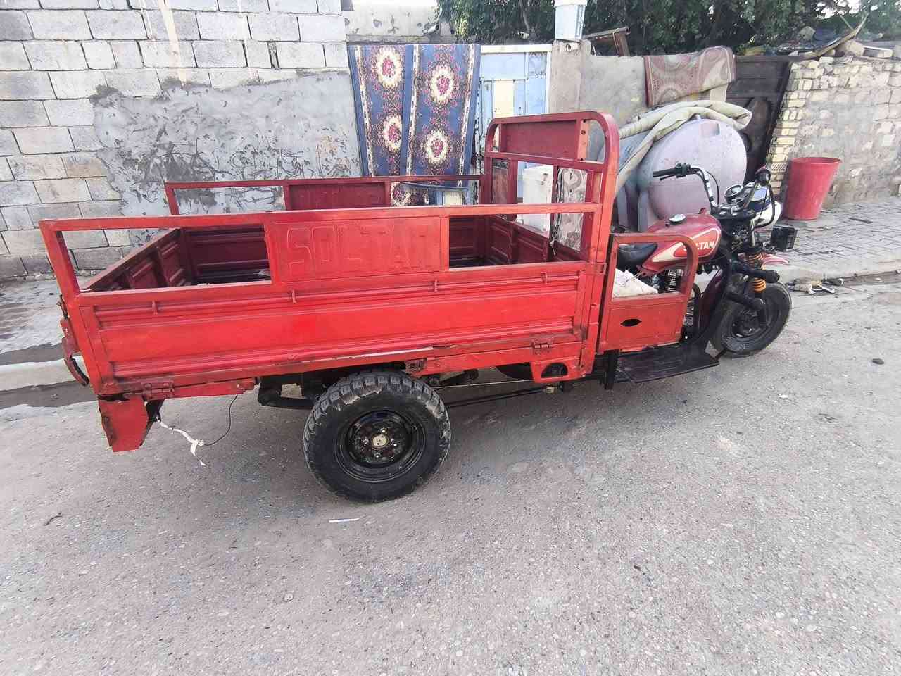 سلام عليكم ستوتھ صلطان للبيع
مديل 13 باب اول اوراق اصولي وكيلها بشارع بغداد كابريته جديده البدي معمر كهربايات شغاله بكلايت شغال لايتات شغالات كدام السعر 1200 وبيه مجال ل شراي

***********
