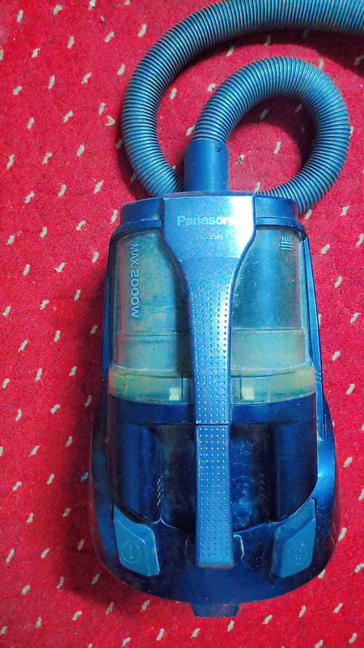 مكنسه كهربائيه نضيفه للبيع الفرجه مالتها ماكو فقط خرطوم ب٢٥ بغداد البياع اكو توصيل متوفر


**إذا كنت صاحب هذا الإعلان وتريد حذفه لأي سبب، رجاءا أرسل رسالة إلى الدعم الفني**