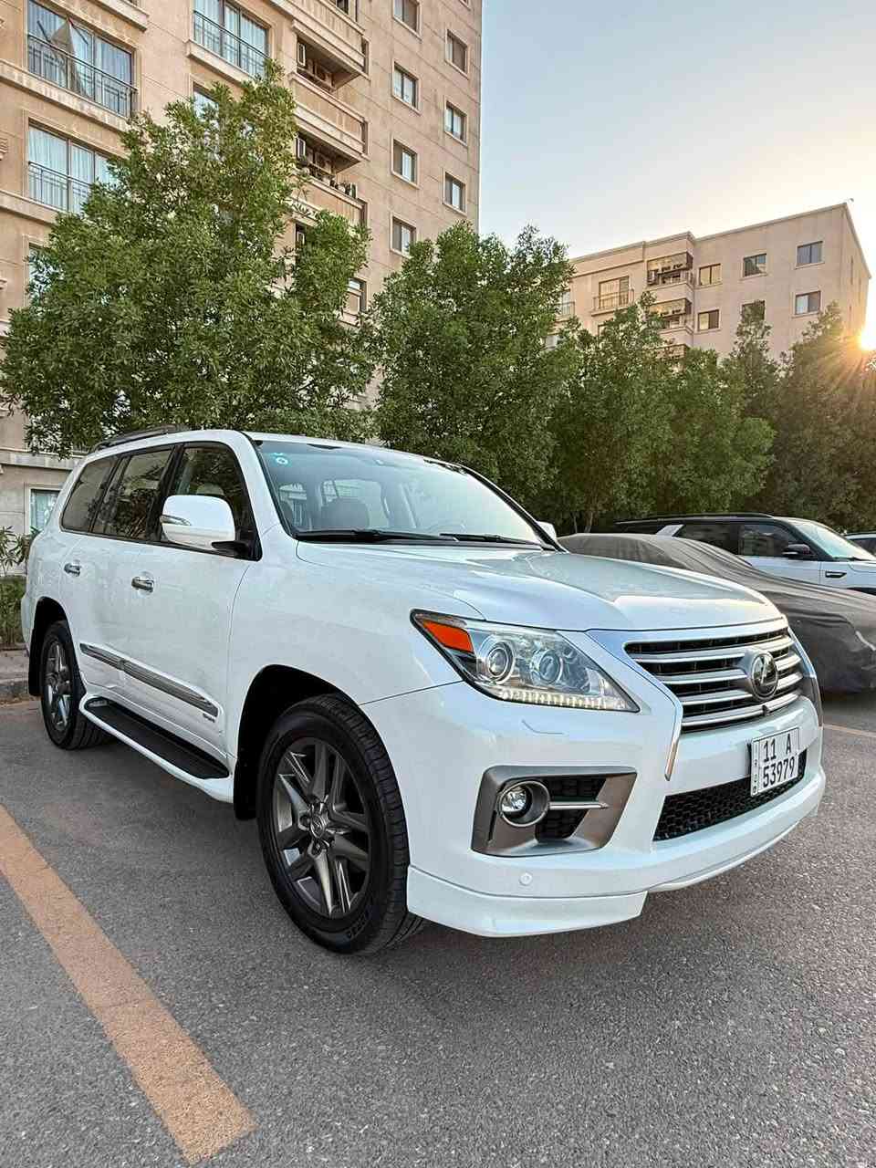 السلام عليكم لكزز 2013

السياره باسمي تحويل مباشر رقم بغداد الجديد وسنويه جديده 
LX570 spor S
السياره سونارهة مرفق مع الصور
ماشيه ٢٠٠الف 

مواصفات فول 1/1 

فتحه سقف

لايت زنون  

شاشه جبيره + كاربلاي 

كشنات جلد + كهرباء

مري شفط  

جكات تصعد تنزل 

خمس بصمات 

جنطه كهربائيه 

تحكمات ستيرن 

ستيرن هيتر 

كشنات حار بارد

تشغيل عن بعد 

رادارات جوانب 

رادار امامي 

مثبت سرعه 

تحديد مسار 

مانع تزحلق 

7 راكب 

3 قطع تبريد

كشنات تدفئه تبريد 

كامرات محيطيه 

زراك لايت 
___________________________

والسياره جديده بمعنى الكلمه جاهزه من 
كلشي للأخير استعمال شخصي  

مكانها بغداد حي العدل
***********
