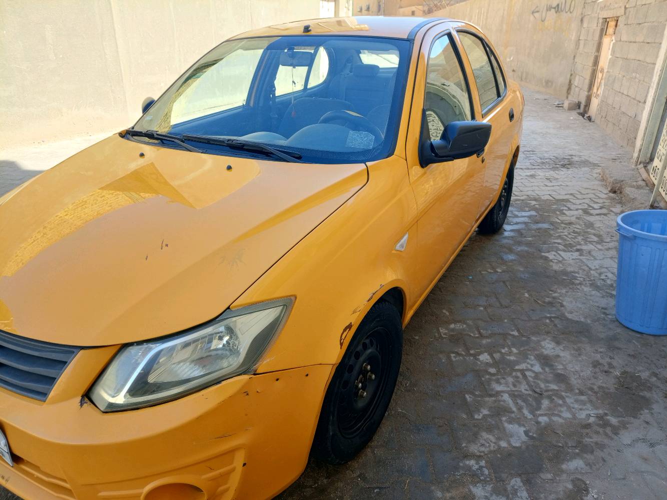 ساينا 2019 بصره 
ماشيه 96 نضيفه وكامله وكلشي شغال 
تحويل ثاني يوم 