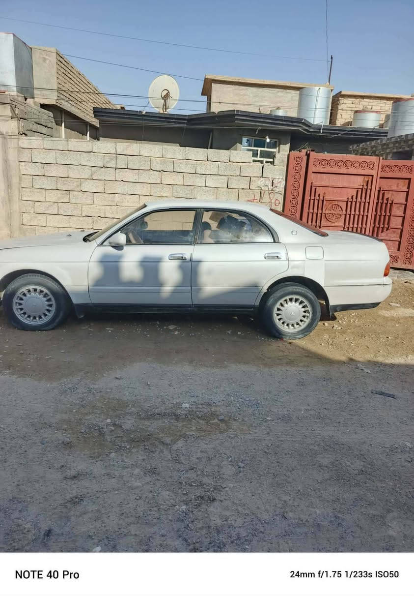 السلام عليكم مكلف بلنشر بطه مسجله رقم دولي 
صلاح الدين جديد سنويه ال30 شرط التحويل وكاله كير محرك 2500 كهربايات كلها شقاله سياره حلوه وناعمه ومابيها نقص السعر 44وبيها مجال 
......... مكان السياره بيجي 
نقد اخوان اعتذر عن مراوس ***********
