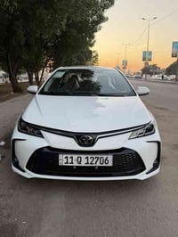 كورلا هايبرد 2025 الموصفات فتحه سقف شاشه كبيره هاند بريك دكمه راذارات ...