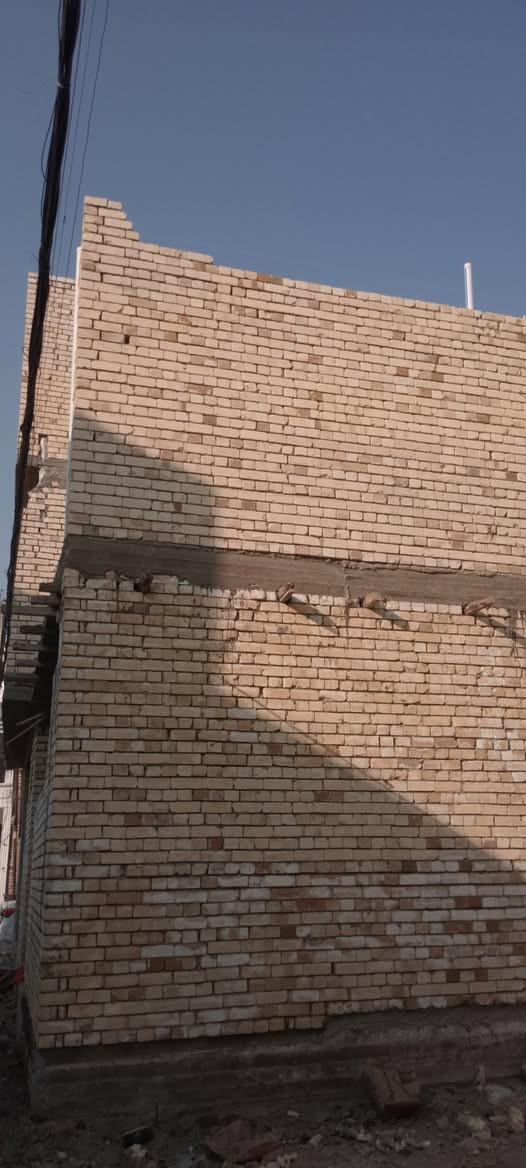 خلفه بناء درجه اولى استلام مهندس متفرق حالين نعمل في جميع مناطق بغداد كرخ ورصافه بسعار مناسبه بليوميه على الدبل وقطعي والتزام بلموعد ***********
