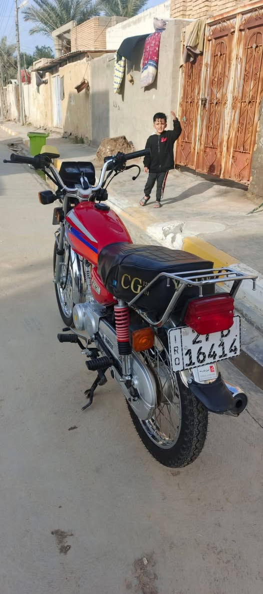 سلام عليكم شباب دراجه نامه ٢٣ رقم كامله دراجه جاهزه ربع ما ذب عليه سنويه بسمي مداور ثاني يوم  سعر مليون و٥٠٠وبيعه ومجال خاص ما جاوب هذا رقم ***********
