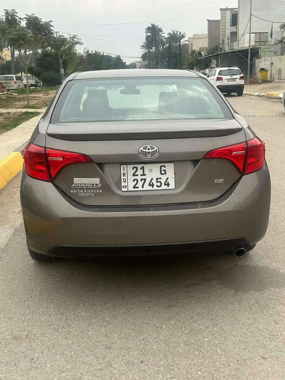 سلام عليكم للبيع كورله ٢٠١٨ se رقم سنويه لل٢٨ سياره نظيفه بشرط مواصفات اس معروفه تحكم وشفتات وباقي الموصفات المعروفه سنويه بسمنه ماشيا ١٠٧
هذا رقمي *********** السونار موجود بالصور بيها قطعتين جامرلغ وبونيد بدون دواخل
