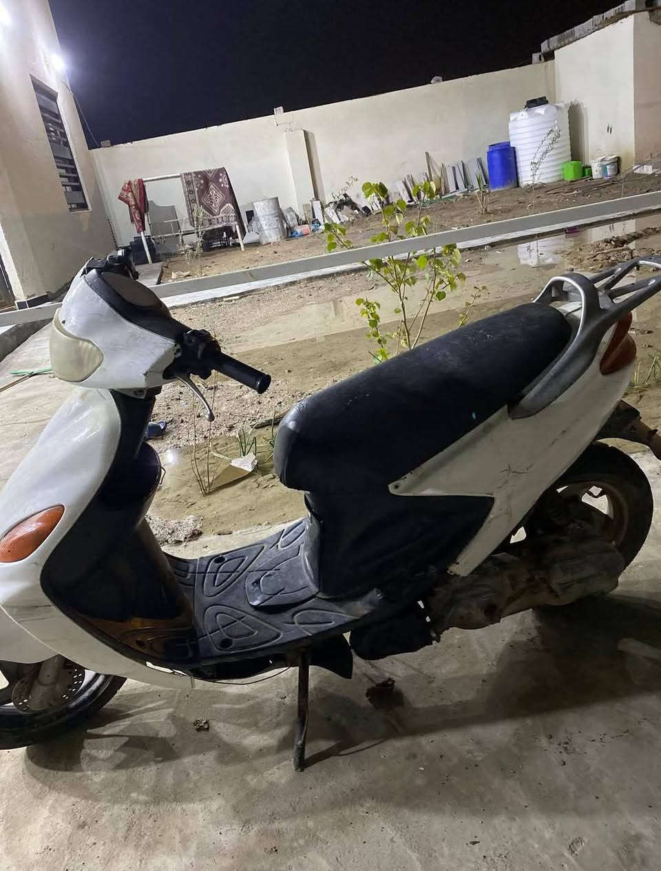 سلام عليكم درجة ياماها اكزاز مكفوله من كلشي للبيع او مراوس  السعر ٢٢٥ وا بيها مجال ***********

