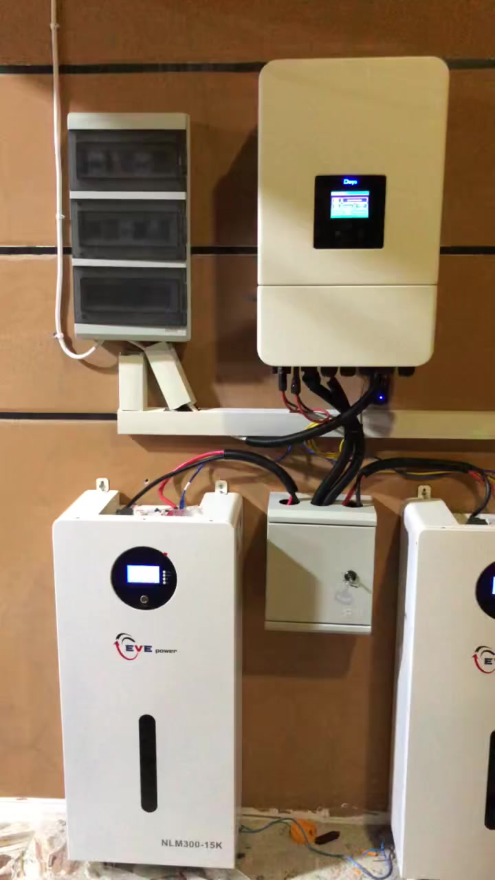 الحمدلله منزل اخر يودع المولد
اليوم بتاريخ 18 _  3  _  2026 م

المصادف 29 رمضان 1447 هـ 

منظومة بقدرة 8 كيلو واط 

متكونة من انفرتر من شركة Deye 

بطاريتين من شركة EVE  قدرة الواحدة 15 كيلو واط 
ومجموع البطاريتين 30 كيلو واط 

الالواح من شركة لونجي وعددها 14 لوح 

السيطرة والتحكم : 

وحدة تحكم للتيار المتناوب A C 

وحدة تحكم للتيار المستمر D C 

ووحدة اخرى خاصة بالبطاريات 

تصميم وتنفيذ : 

المهندس المجاز  /  عبدالملك طالب العلواني 

Praise be to God, another house bids farewell to the generator.

Today, dated 18-3-2026 AD

Corresponding to 29 Ramadan 1447 AH

An 8 kW system

Consisting of an inverter from Deye company

Two batteries from EVE company, each with a capacity of 15 kW
And the total of the two batteries is 30 kW

The panels are from Longi company, and there are 14 panels

Control and monitoring:

An AC controller

A DC controller

And another unit for the batteries

Designed and executed by:

Licensed Engineer / Abdulmalik Talib Al-Alwani


**إذا كنت صاحب هذا الإعلان وتريد حذفه لأي سبب، رجاءا أرسل رسالة إلى الدعم الفني**