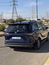 تيوتا سينا • هايبرد • ٢٠٢٥