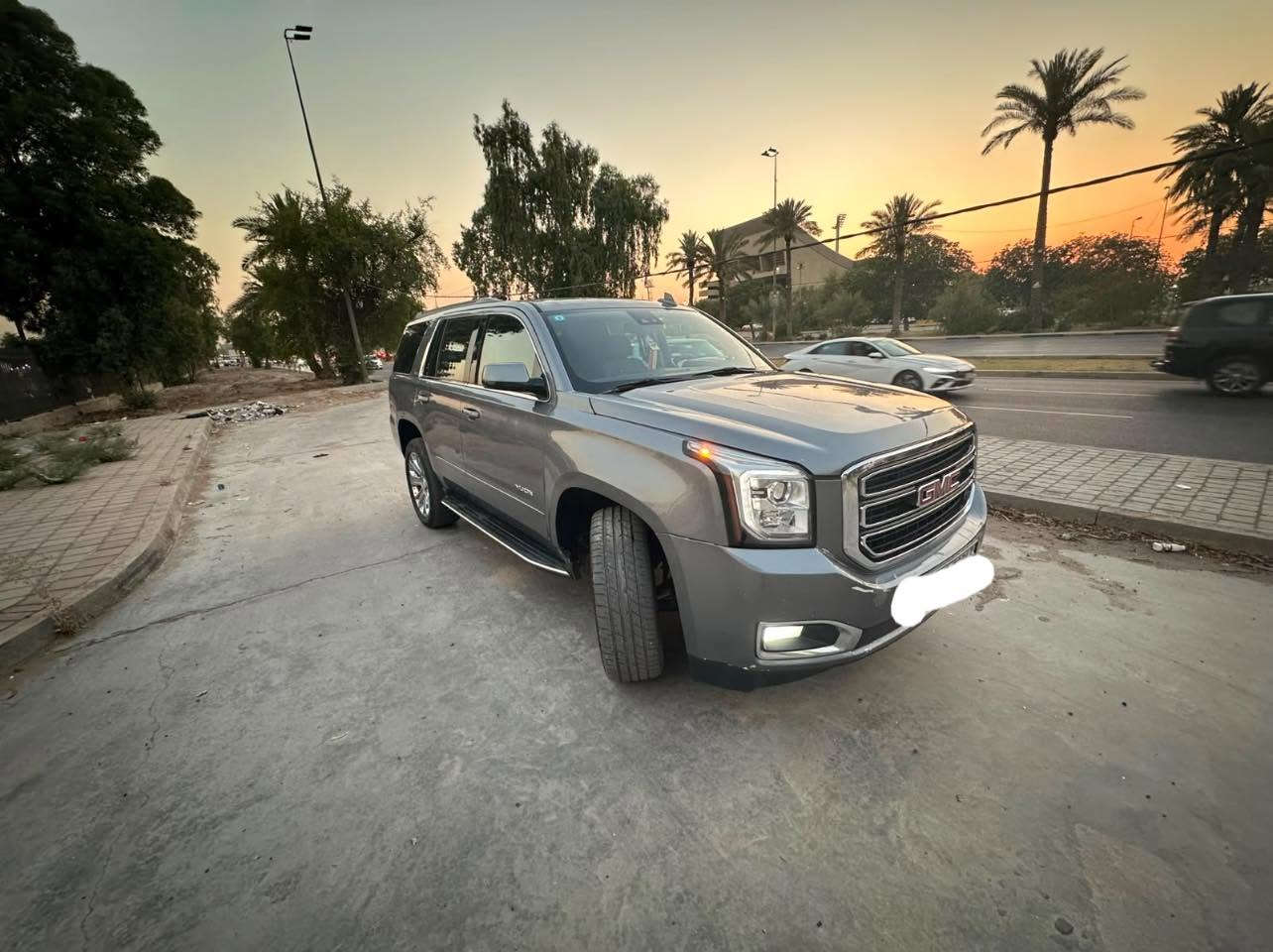 السلام عليكم 
جمسي يوگن 2018 sle وارد امريكي
السعر 260 
ضربتها بنيد وجاملغ اييسر بالعراق
وحادثها باامريكا جاملغ خلفي ايسر  اقل الشبر معدل ع بارد وموجود صور الحادث بالمنشور 
ورقم السياره بغداد شبه مميز 
للتواصل متواجد واتساب
***********
***********
