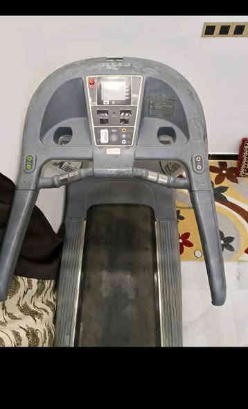 السلام عليكم. 
جهاز جري رياضي جديد #للبيع. 
نضافه فولل تعال وفحص 
📍ذي قار _الشطره 
#رقم. موبايل (***********) 🤍
