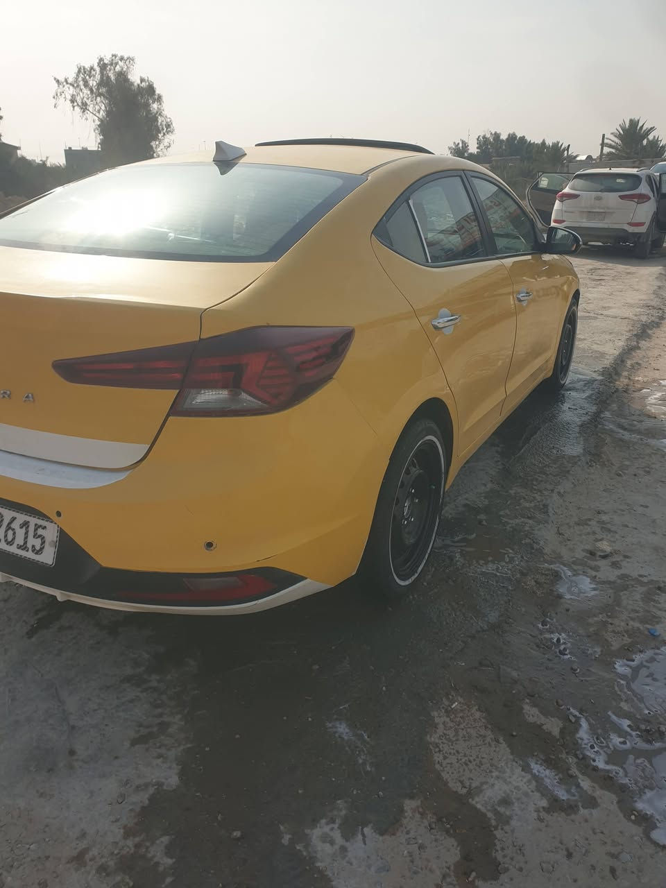 السلام عليكم النترا موديل  2019 خليجي بيه حادث الجاملغ الايمن الكدام وبيه الباب الوره السايق موصفات فول ماعده البصمه ميكنه كير خير من الله رقم بغداد مصفره هيه وغرمات السنويه ل 2030 السعر 120 وبيه مجال رقم الهاتف *********** مكاني كربلاء
