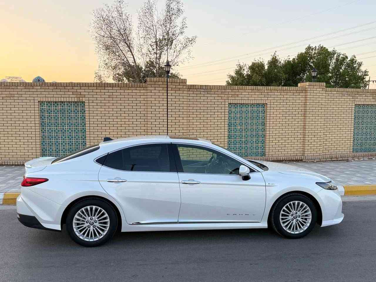 السلام عليكم
كامري 25 وكاله عبد لطيف السعودية 🇸🇦 هايبرد +بانزين
محرك 2.500
سياره مفكوله من صبغ وتبديل 
فول موصفات واحد على واحد 
مغفله دعاميات و دوسات pbf
ماشية 29.000 الف سياره بحاله الوكالة
بيه بارد شبرين بل جاملغ جهه سايق فقط وباقي كفاله عامه
مكان سياره كوت
سعر 238 وبيها مجال 
الاستفسار ‭***********‬
