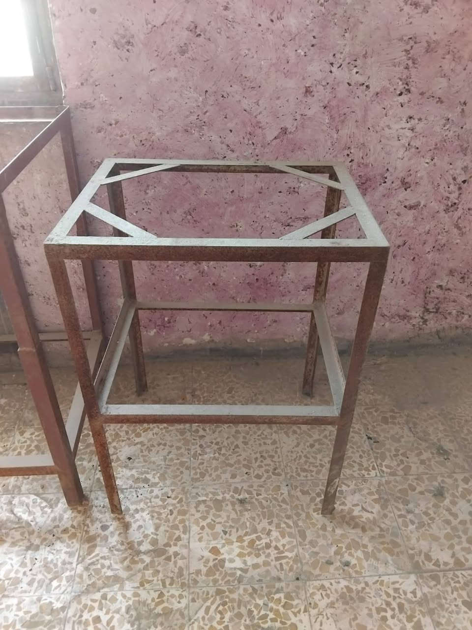ميز مبرده حجم٢و٥ و٢ و١و٥ شغل تكمه سعر الميز ٢٥  الف زعفرانيه


**إذا كنت صاحب هذا الإعلان وتريد حذفه لأي سبب، رجاءا أرسل رسالة إلى الدعم الفني**