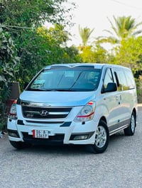 للبيع استاركس موديل 2015 مفتوح  مكينه جديده ما ناقصها اي شي مكان واسط ...