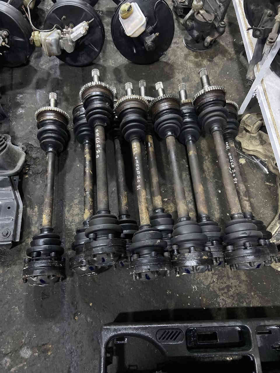 شركة ابو احمد بإدارة احمد صباح ***********عنوان كركوك گراج الشمال
وصول وجبة جديدة مواد احتياطي اوبل عام اوروبي 
عرض بالاسعار لمدة ٥ ايام بمناسبه ختام السنه ٢٠٢٥
