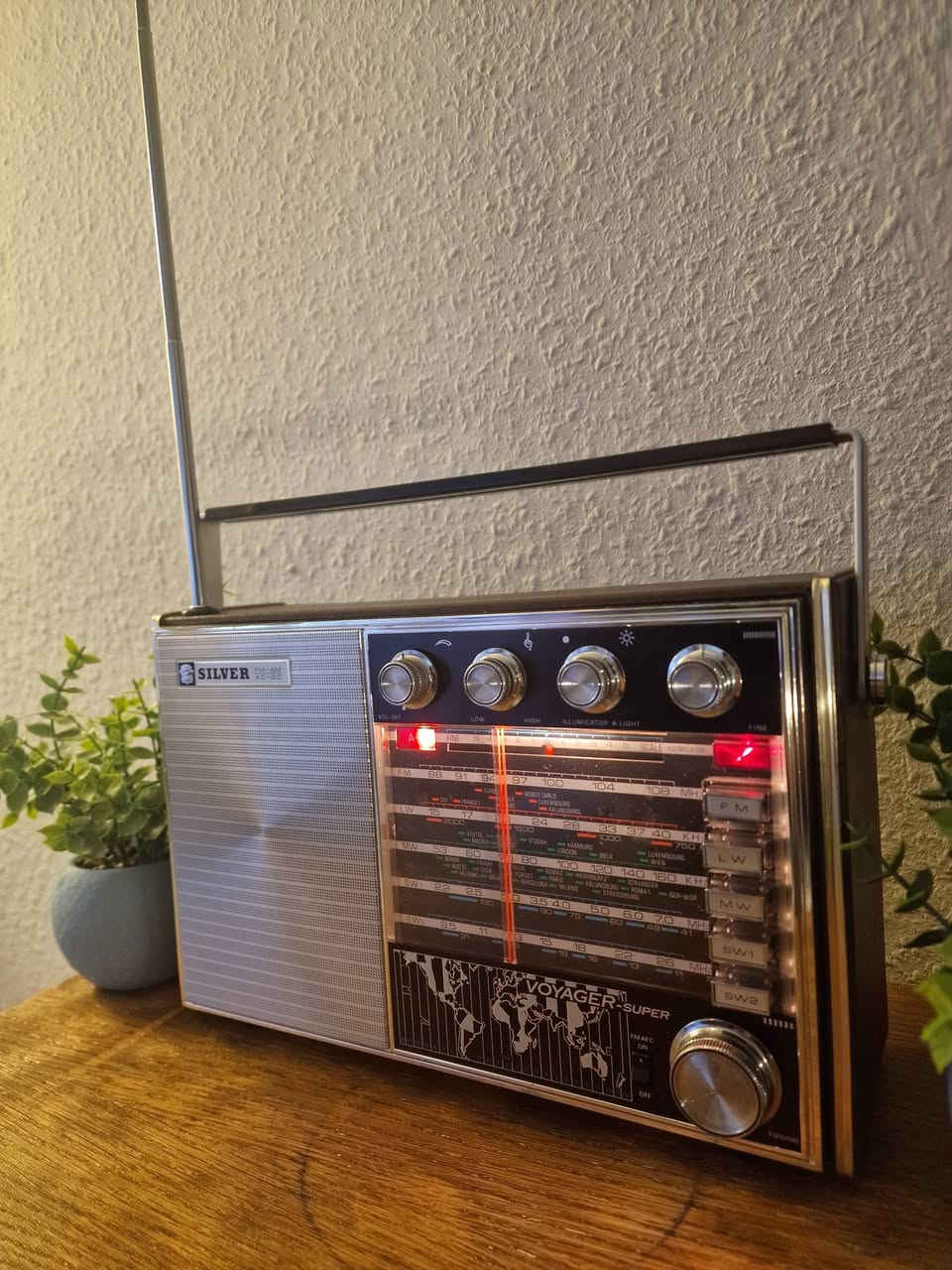 السلام عليكم ،، اصنع بنفسك السعادة واستمتع مع الراديو اجمل اللحظات 🥰🕯
@الجميع


**إذا كنت صاحب هذا الإعلان وتريد حذفه لأي سبب، رجاءا أرسل رسالة إلى الدعم الفني**