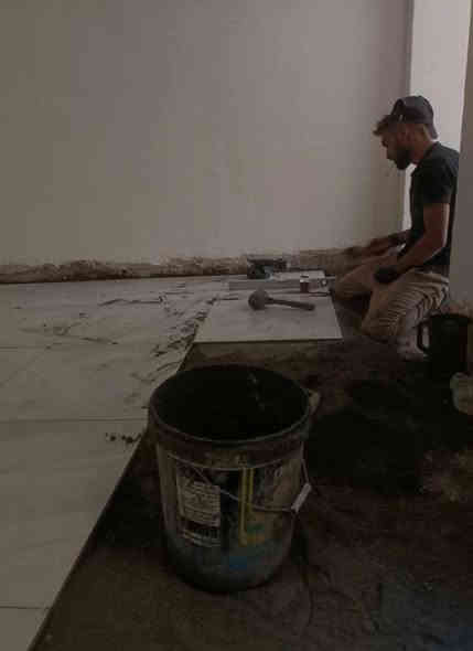 خلفه سيراميك متفرغ للعمل
نعمل سيراميك مرمر كرانيت 
بايات درج حجر قرض بورسلين 
استفسار اكثر اتصل
 *********** واتساب 
‏‪مستعدون لكافه أعمال الترميم كربلاء
