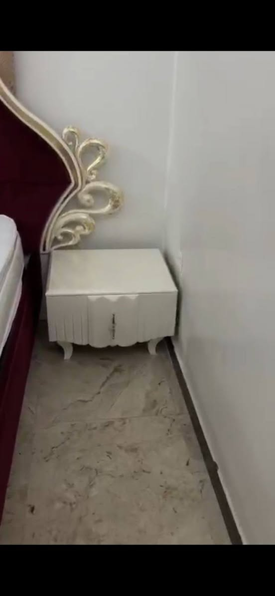 السلام عليكم 
من رخصة الادمن المحترم 
عندي غرفة نوم تركي درجة اولى حيل نظيفة للبيع 
مكاني الجادرية 
السعر مليون ومئة وبيها مجال بسيط 
(1,100,000)


**إذا كنت صاحب هذا الإعلان وتريد حذفه لأي سبب، رجاءا أرسل رسالة إلى الدعم الفني**