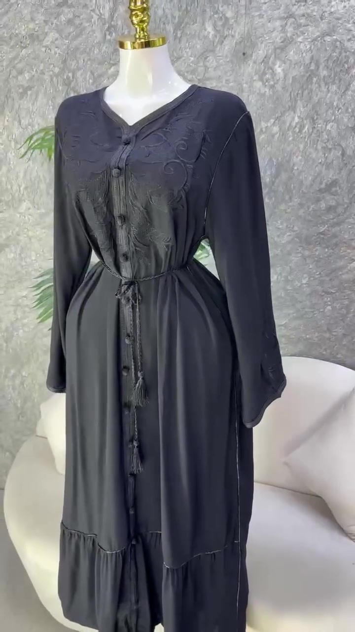دراعة . ترند الموسم   💕 
الخامة ايروبين   صيفي   
الالوان كما معروض 🎨  
قياس : L XL XXL XXXL XXXXL


**إذا كنت صاحب هذا الإعلان وتريد حذفه لأي سبب، رجاءا أرسل رسالة إلى الدعم الفني**
