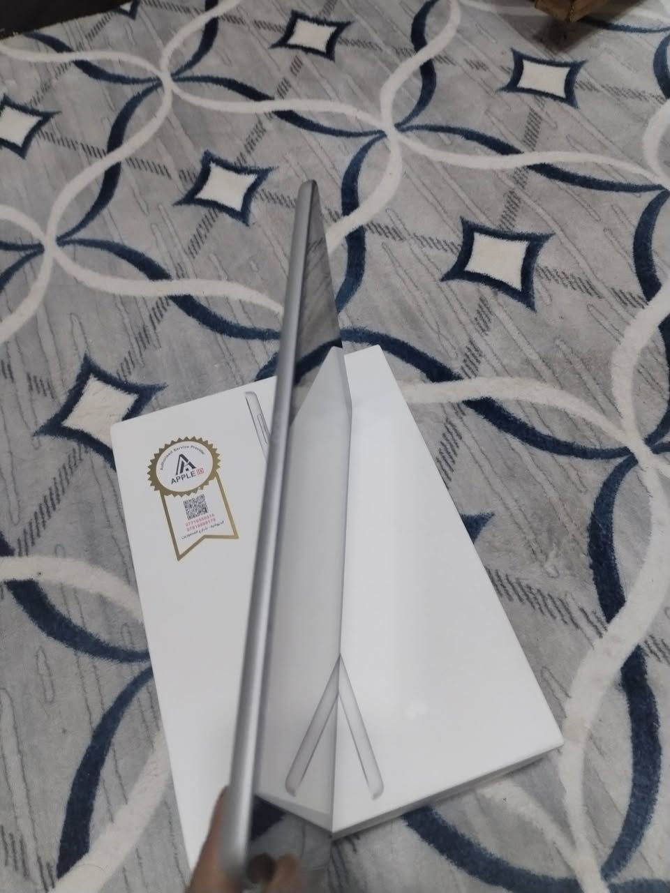 ***********.    275 ايباد 9 بطاريه 97
