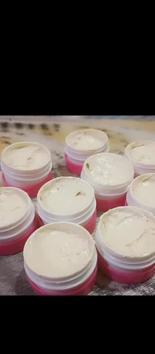 تجارب الزبائن بنات الخلطه أجنن تبيض ونضاره تصفية البشره من الحبوب والكلف والتصبغات للحجز واتساب ***********
