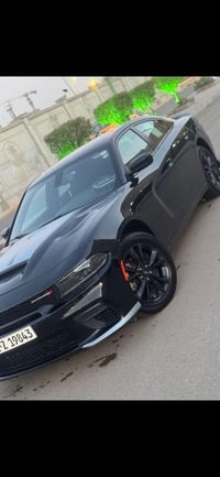 تشارجر • V6 3.6 • ٣٢ مايل