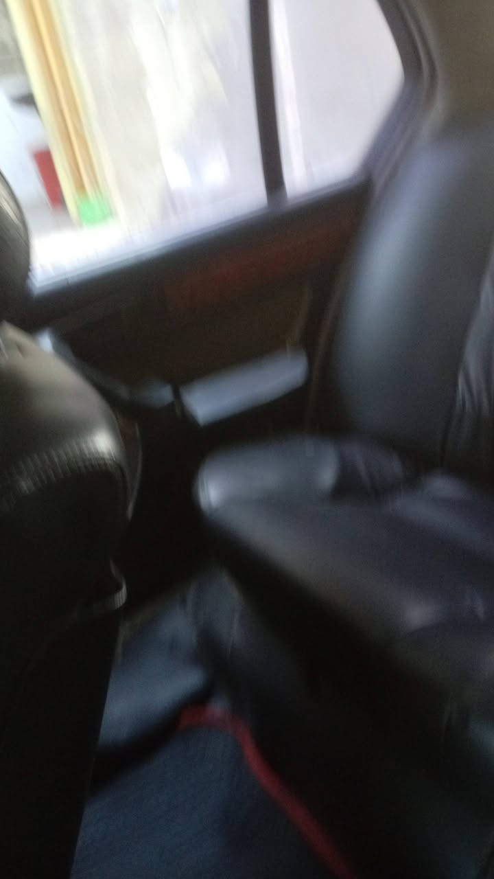 سيارة بي ام دبليو موديل ٩٣ للبيع او مراوس بسيارة دوج كابتر لون رصاصي السعر ٣٥ ورقة وبيه تبريد شغال سنوية صاقطه من ٢٢٠ المكان عليه غرامة ٢٠٠ شرط التحويل رقم كربلاء موجود صاحبها الشرعي في كربلاء


**إذا كنت صاحب هذا الإعلان وتريد حذفه لأي سبب، رجاءا أرسل رسالة إلى الدعم الفني**