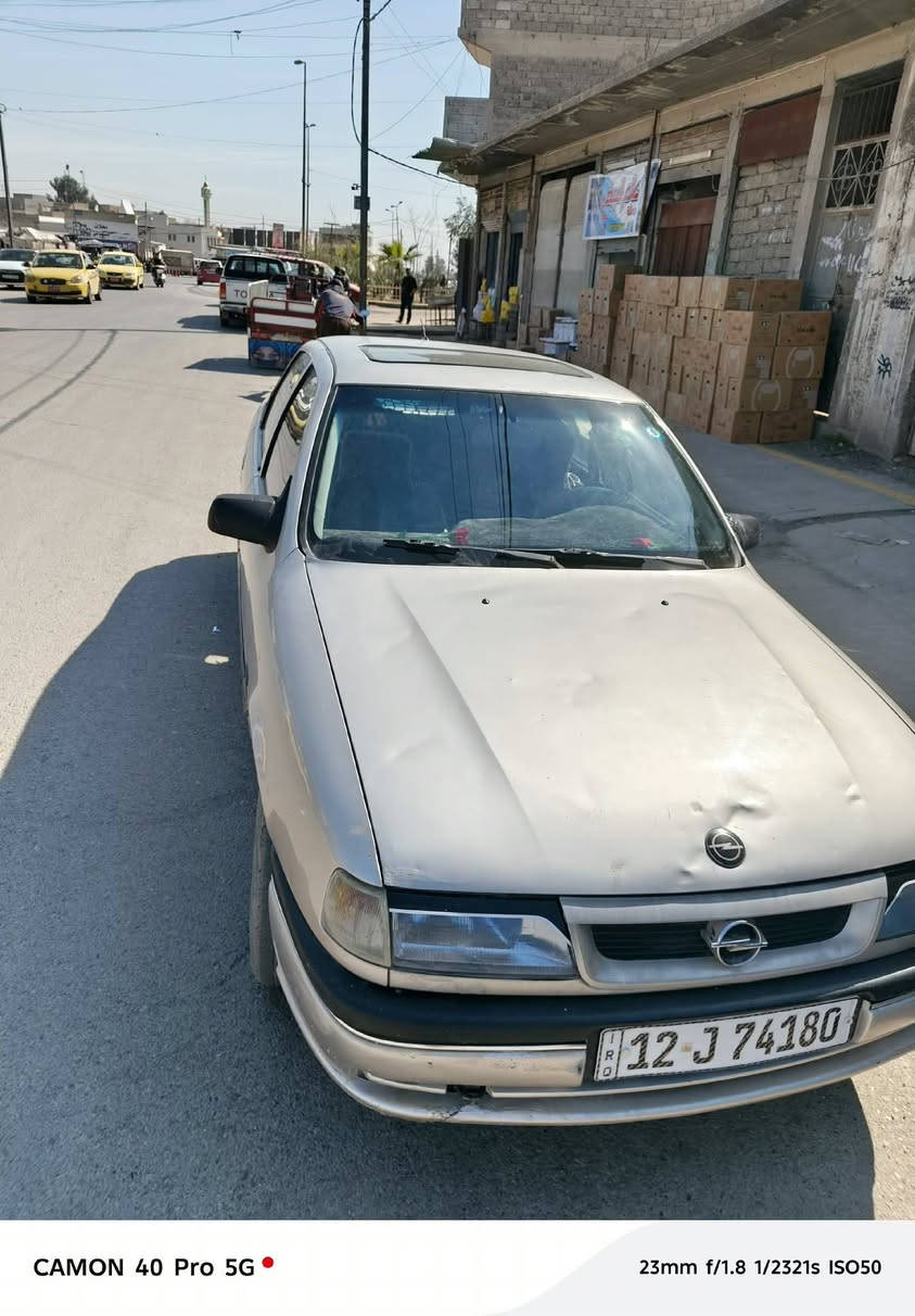 السلام عليكم من رخصت الادمن سياره فكتره موديل 1992 رقم اجنبي مسطره لاصبغ ولا معجون فقط الدوائر فول عادي تنته بيها كابون بانزين بيها مكاني السياره موصل مدخل الهرمات قرب مستوصف الهرمات شرط التحويل  *********** اني مكلف بلنشر
