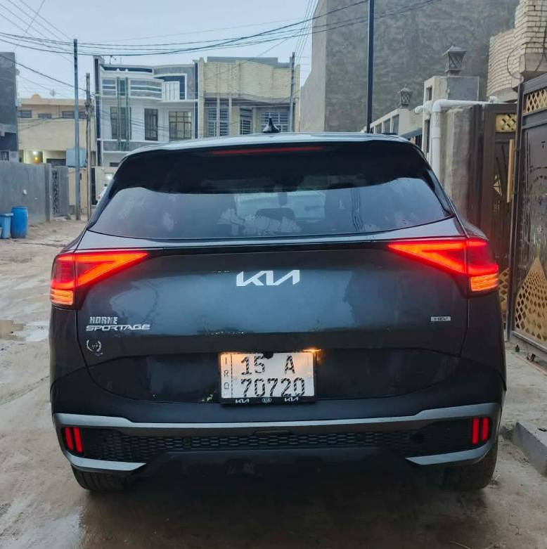 للبيع كيا سبورتج موديل 2024 ((هايبرد)) وارد امريكي رقم انبار
‼️الضرر:: كما موضح بل صوره فقط بارد

عدد الممشى!! )(11m)
▪️المواصفات:: شاشه كبيره//الكير موس //كامرتين خلفيه دواره //رادارات جانبيه واماميه//لايتات لد//هيترات بل كشنات //ويل كب//تبريد بيانو و قطعتين//تحكمات ستيرن//4انضمه قياده//فور ويل4×4//حساسات خلفي امامي//اوتو هولد//شحن وايرليس//تحديد مسار//سياقه ذاتيه//توقف ذاتي

!! بيها بعد مواصفات!! 

‼️المكان: الفلوجه
📞 للاتصال(*************)واتساب
