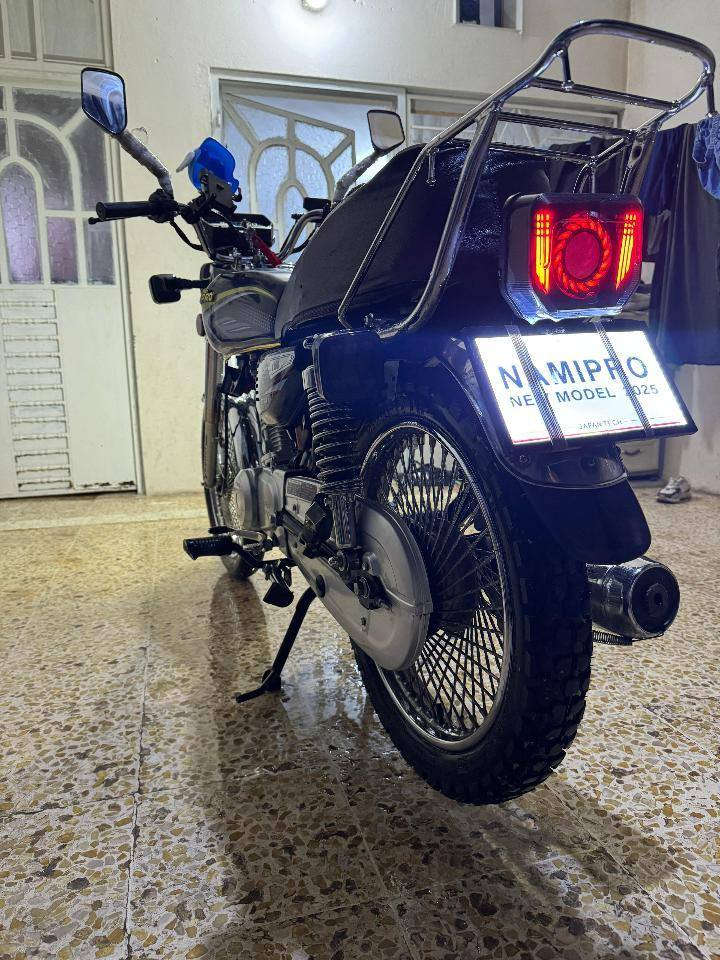 سلام عليكم عندي دراجه ايراني 4 كير تايرت جديد اخو الجديد  موديل 2026 شراي يخابر  على رقم ***********
