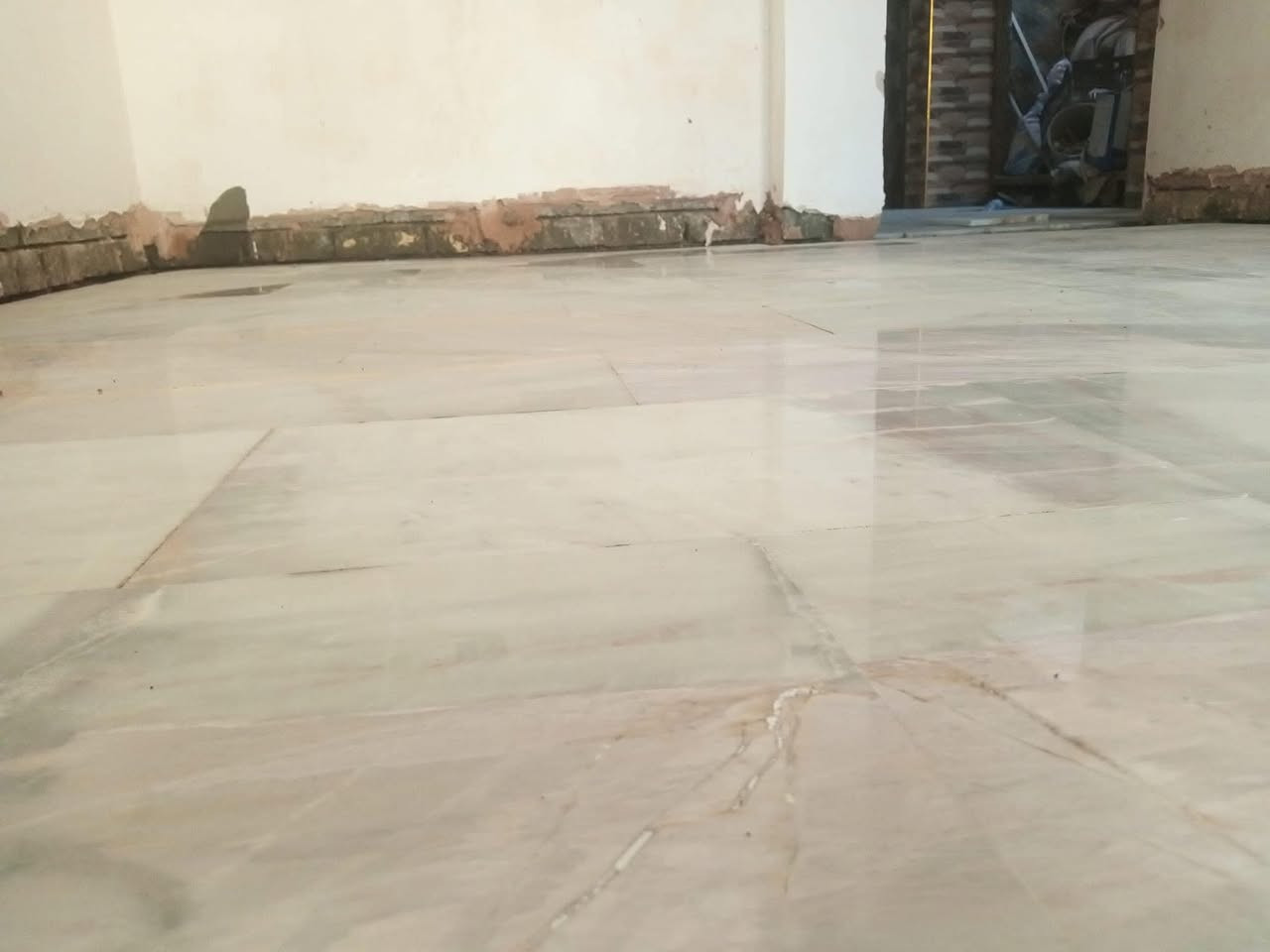 سلام عليكم كادر متفرغ
وباسعار مناسبه استلام مهندس نشتغل نظام النقد والاقصاد
***********
***********
