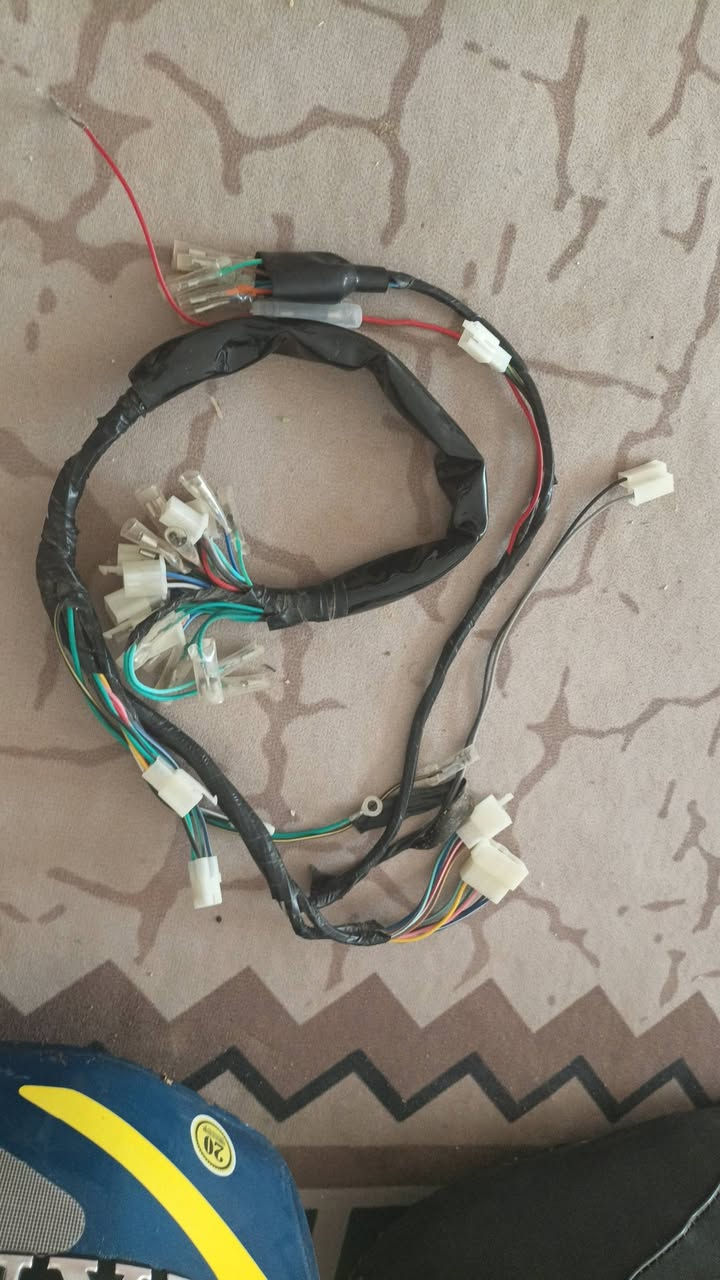 السلام عليكم غراض اربع كير نامه تانكي +كشن +ضفيرة جديده مامستخدمه +جاملغ كدام مكان شاميه سعر كلهن 35الف


**إذا كنت صاحب هذا الإعلان وتريد حذفه لأي سبب، رجاءا أرسل رسالة إلى الدعم الفني**