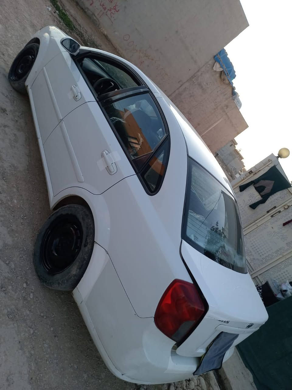 شؤفليت ىؤبترا ٢٠١٢ تؤماتيك سةيارةكي زؤر خاوئنة دةعم و لئدراوي نية جةند شوئنيك ساردي هةية توند و تؤلة سةيارةكة ئوةلياتي بةشةرت باكةنةشي بؤ كراوة حدز و غرامةي بةشةرت سعر ٦٠ و معاملة *********** أربيل, العراق
