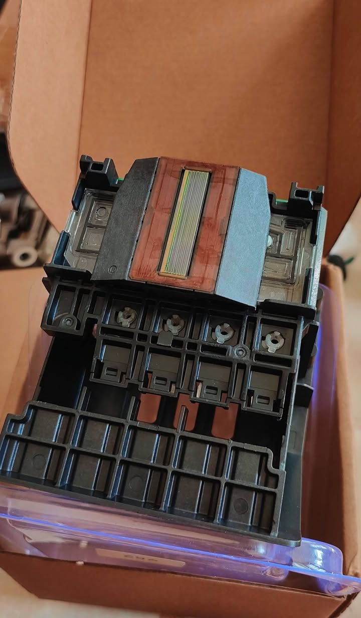 رأس طابعه hp مثل ما موضح بالصور جديد اليحتاجه يراسلني


**إذا كنت صاحب هذا الإعلان وتريد حذفه لأي سبب، رجاءا أرسل رسالة إلى الدعم الفني**