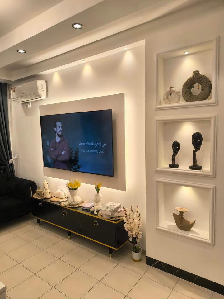 للإيجار vip  100 طابق اول A2 ايجار 700مع الخدمات مطلوب عائله صغيرة

***********
