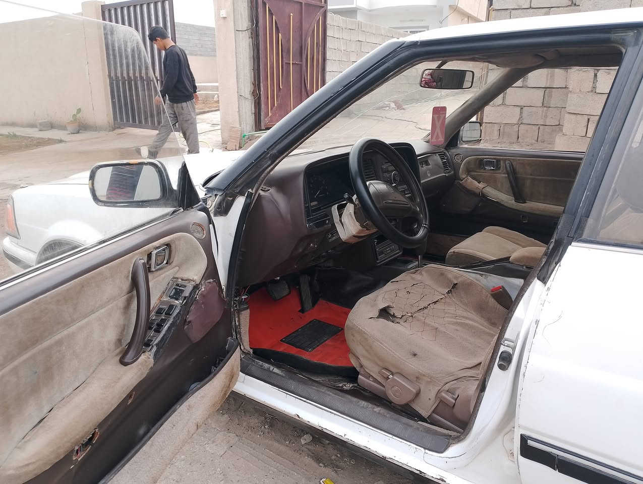 السلام عليكم
للبيع كراون هارتوب موديل 1991رقم ديالى كير مكينه جدد السياره بدون صبغ جاهزه ما بيها نقص كلوب تدفئه تبريد شغالات كهرائياتها كلها شغاله مكان السياره صلاح الدين بلد السعر 45وبيها مجال ***********
