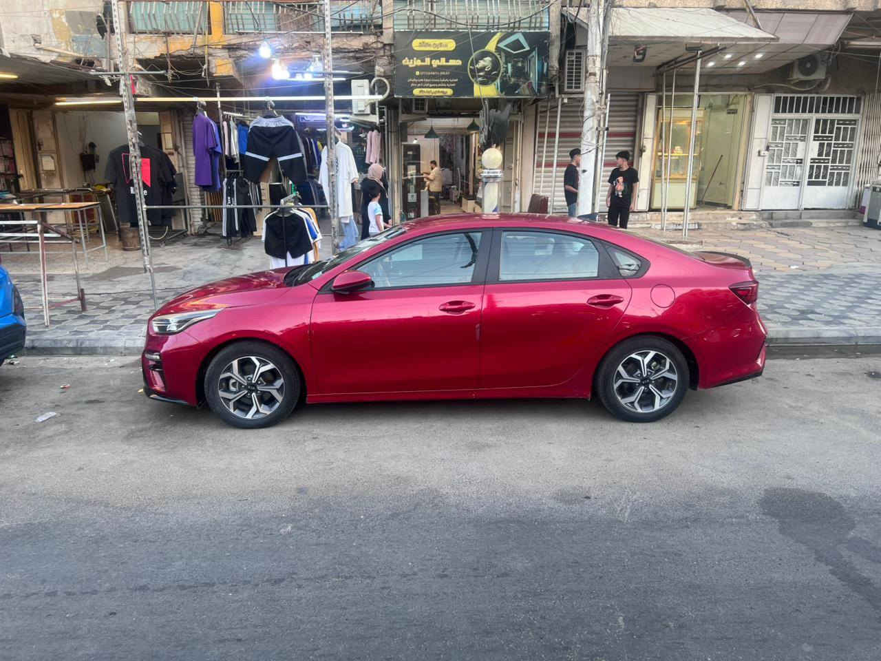 كيا فورتي موديل ٢٠٢١ وارد أمريكي
محرك ٢٠٠٠ دوش
مواصفات السيارة FEالمعروفه
رادار قيادة
رادار توقف ذاتي
شاشة كبيرة لمس
كامرة دوارة
نظام كار بلي وايفاي
فول تحكمات ستيرن جهتين
مانع انزلاق
السيارة شاديلها براد للكير 
نظام تحديد المسار
٣ انظمه قيادة 
كروس تثبيت سرعه 
 رقم بغداد باسمي ماشية ٤٢ الف قابل للزيادة حادث دعامية إماميه اخذتها فحص سمكري وسونار بوقتها وصور حادث مرفقه رقم شاصي مرفق  وبراحتك، بدون ايرباك عندي صارت طخه بالدعاميه الخلفيه، السعر١٣٥$ بيها مجال للطيبين سياره نظيفة الحمدلله صارلها عندي ٣ سنوات ما داخله اي تصليح  الله شاهد غير الإدامة ع أيدي.الشراي يتصل ***********
