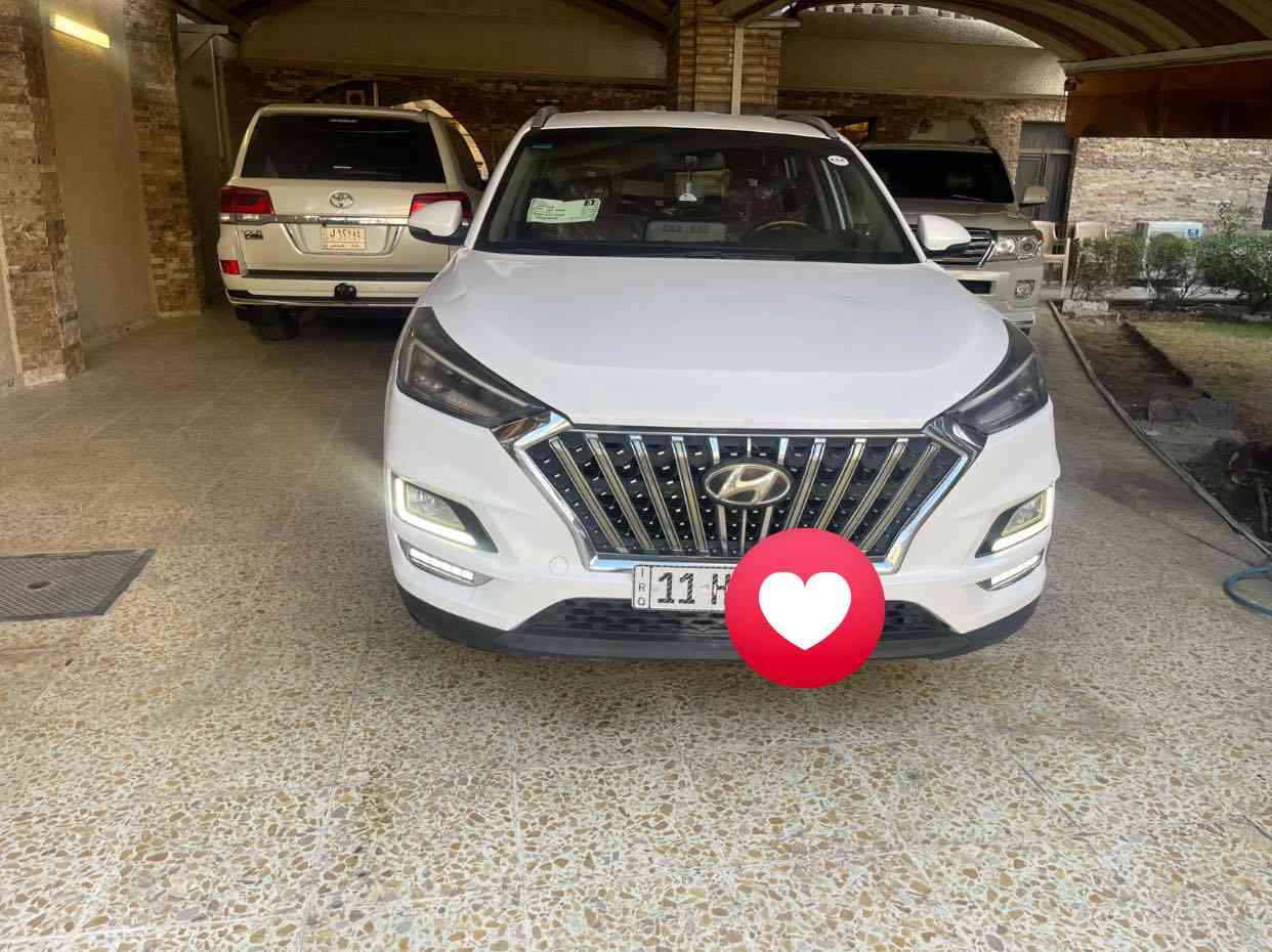 السلام عليكم 

توكسان2020

كوري الاصلي شركه (الكاصد)ماشيه 100محرك2000 دوش  

رقم  بغداد انكليزي  سنويه مجدد 2030 بسمي تحويل شوكت ميعجبك 

سياره مكفولا من صبغ وتبديل

 مواصفات 1/1عدا بانوراما 
خمس عدسات
تشغيل بصمة 
بيبان بصمة 

كشنات جلد
شحن لاسلكي 
تبريد داخل الچكمچه

 3وضعيات قياده 

نورمل/سبورت/ايكو

شاشه يدعم كار بلاي 

معروفه مواصفات الكاصد

السعر/ 187 وبيها مجال 

مكاني /بغداد حي الجامعه 

‭0781 633 1874‬

‭0751 683 1871‬
