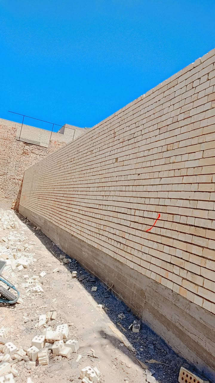 سلام عليكم خلفه بناء شقل درجة وإلى ستلام مهندس يشتقل كافة مناطق بغداد ***********
