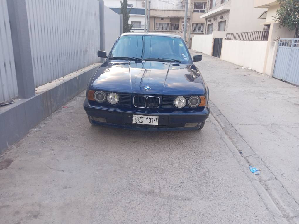 بيم ٥٢٥ موديل ١٩٩٣ مه كينه و كيري به شه رت مه كينه ٢٥ تو ماتيكه ٤جام كا ره با فوله ببه س سلايت نيه ده عمو ليدراوي نيه تا يه و ويلي M ته قه و ره قه ي تيدا نيه ئا رمي بلاستيكي سليمانيه ئا رمو ئه وه ليات به شه رت ته بريدي كه رميو سا ردي ئيشده كات سعريشي ٤٧ كه لا كو رينه وه ش ده كه م به شتيك به دلم بيت *********** السليمانية, العراق
